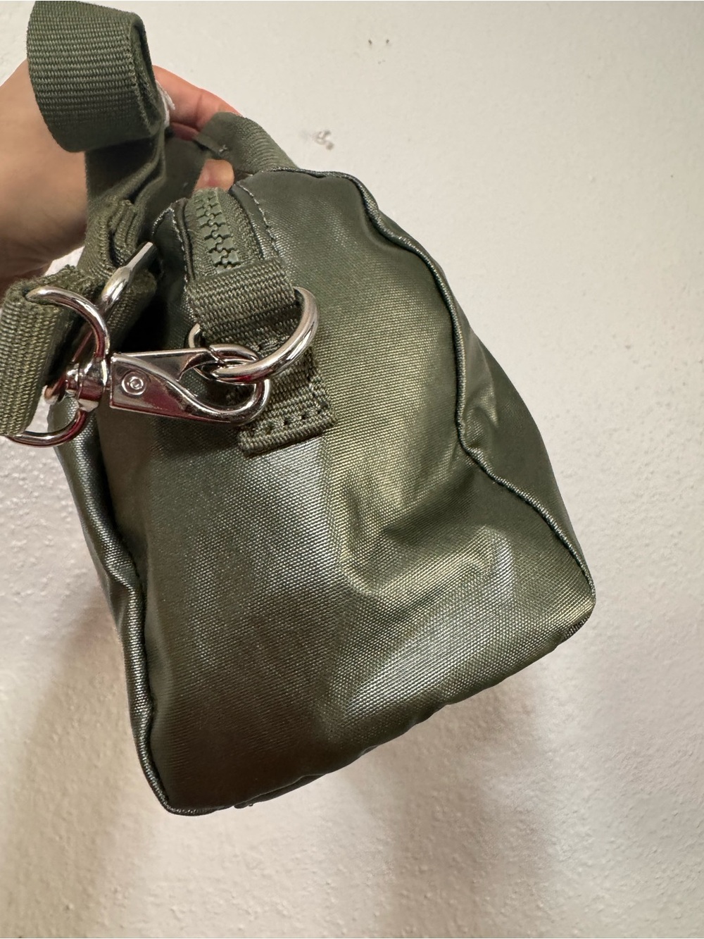 Kipling Small odette Olive Green Bag with Pom Keychain - Picture 3 of 13